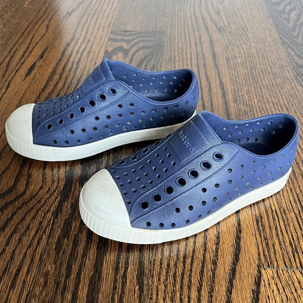 Native Jefferson Slip-on Sneakers (C11)